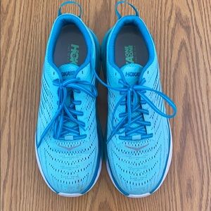 HOKA Arahi 4 Running Shoes